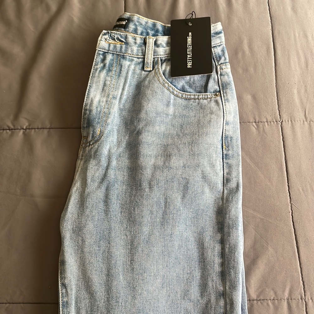 Pretty little think jeans